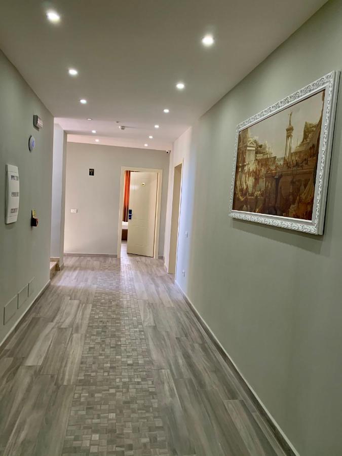 Julius Hotel Golem  Dış mekan fotoğraf